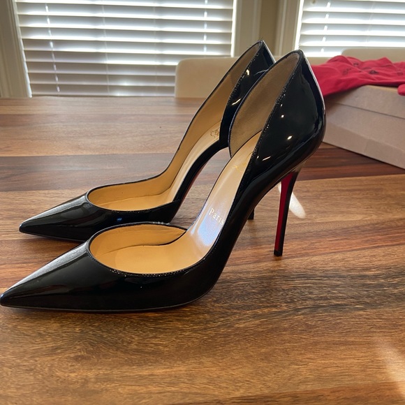 Christian Louboutin Shoes - CHRISTIAN LOUBOUTIN IRIZA Black Patent-Leather Pumps